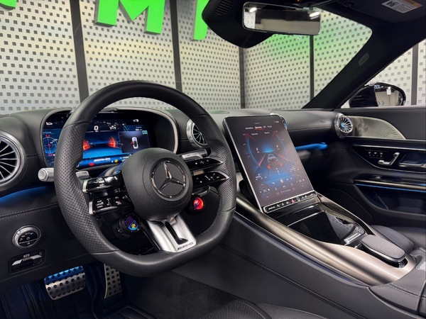 Mercedes-Benz SL 63