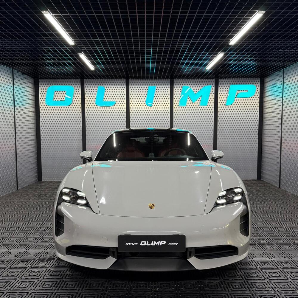 Porsche Taycan Turbo