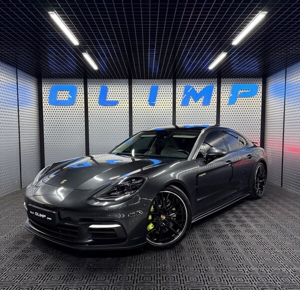 Porsche Panamera 4S E-Hybrid