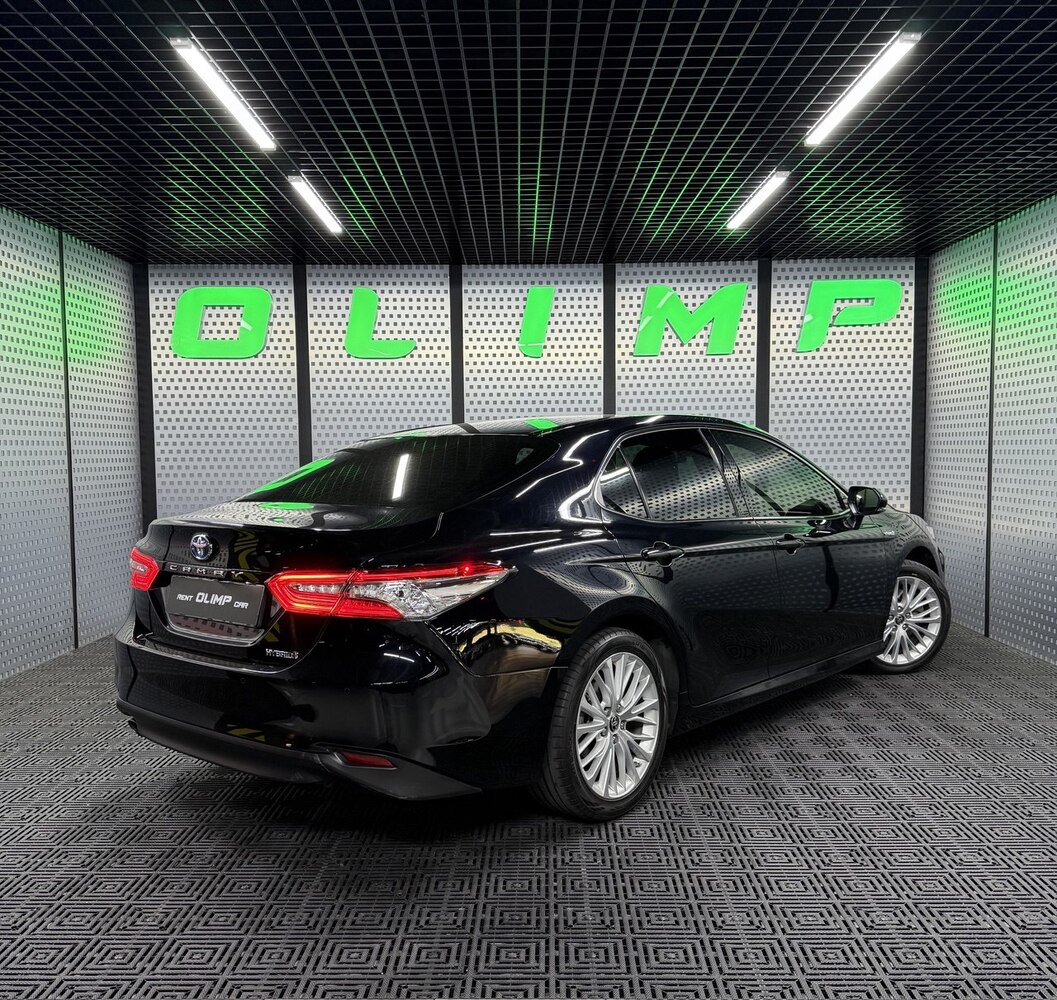 Toyota Camry 70 Hybrid
