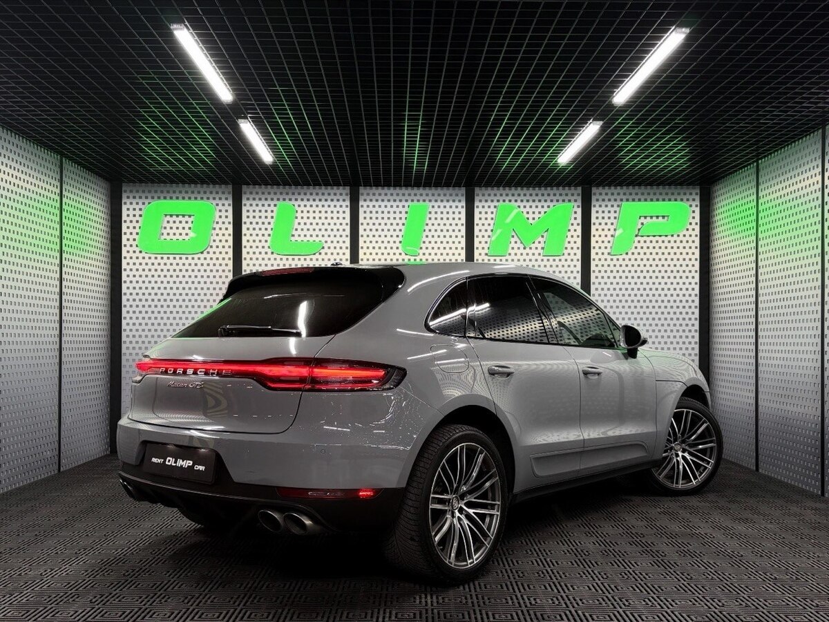 Porsche Macan S