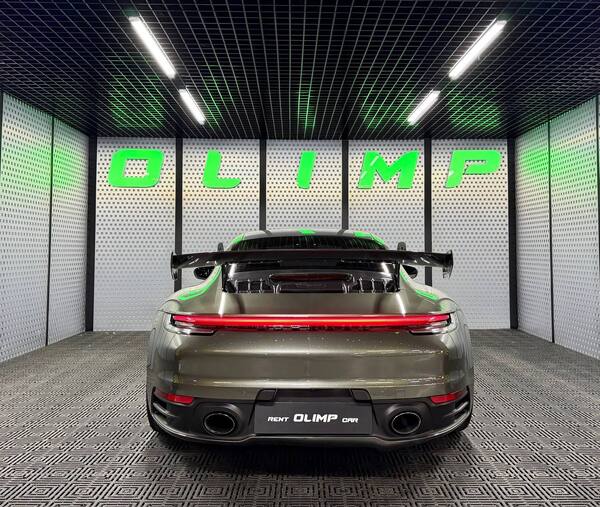 Porsche 911 Carrera