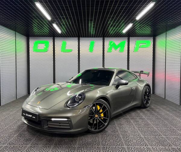 Porsche 911 Carrera
