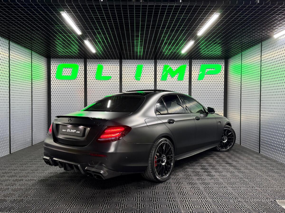 Mercedes-Benz E63s