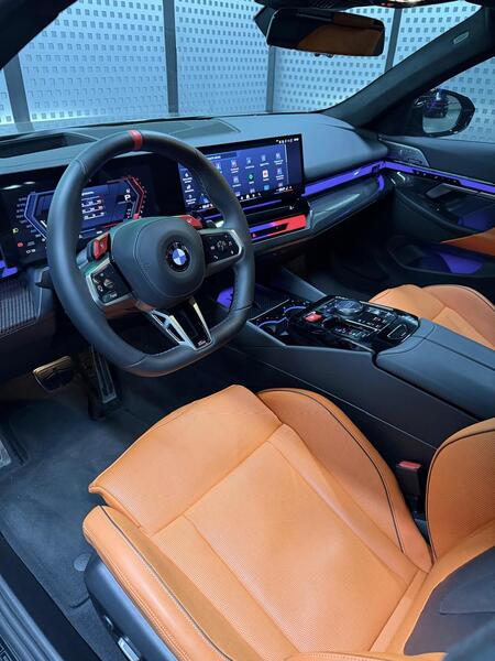 BMW M5 G90