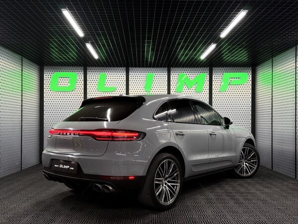Porsche Macan S