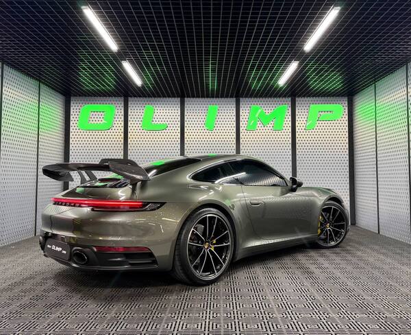 Porsche 911 Carrera