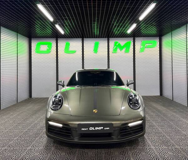 Porsche 911 Carrera