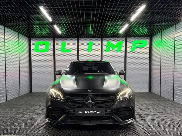 Mercedes-Benz E63s